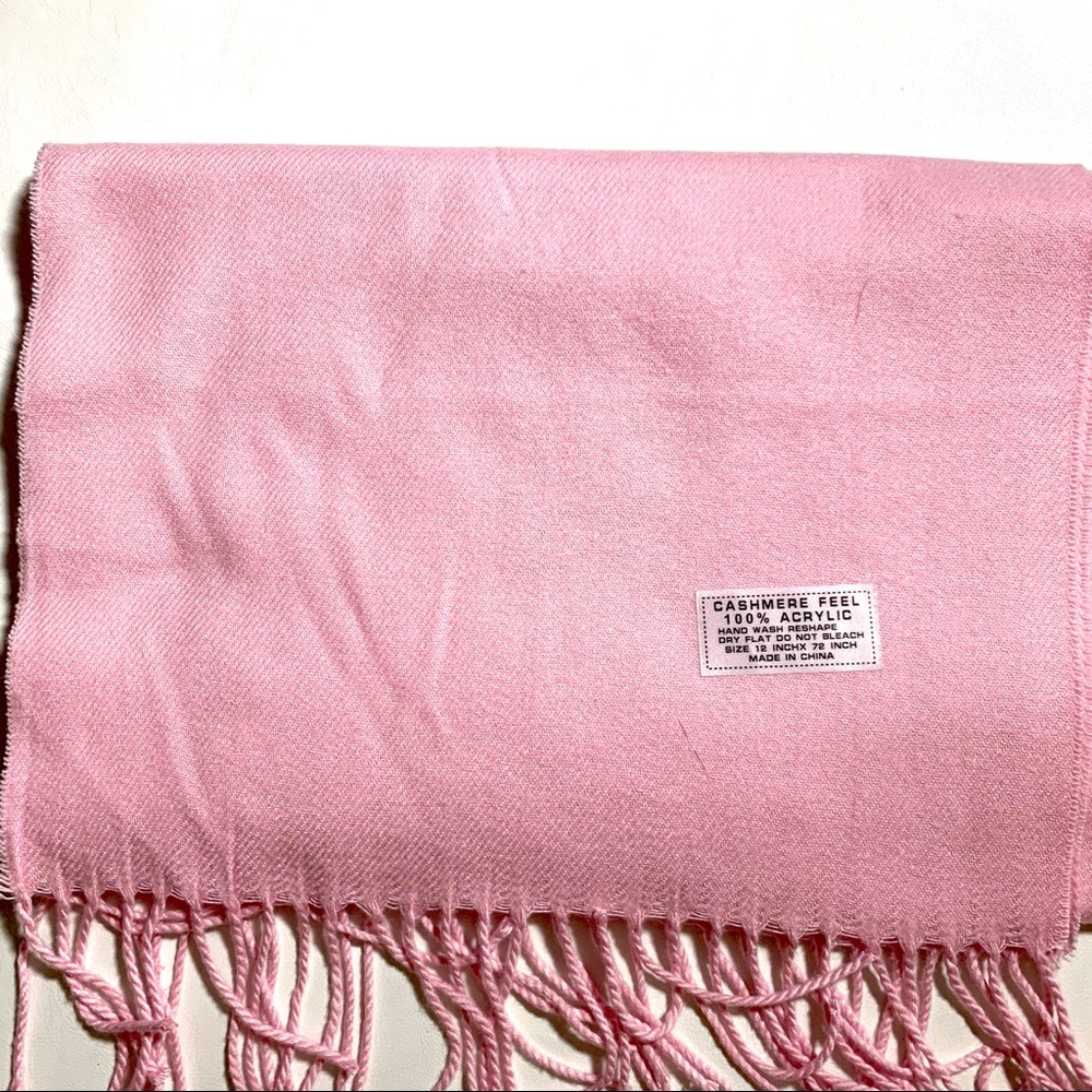 Women’s scarf cashmere feel